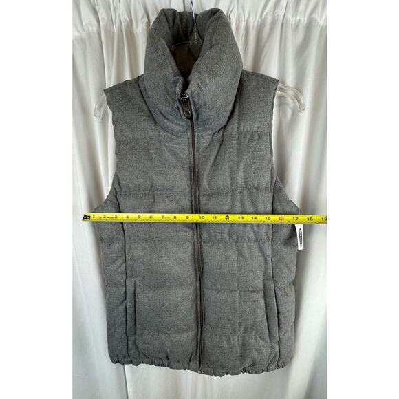 Old Navy Canvas Puffer Vest Gray M gorpcore cold weather 64-05, NWT - Picture 3 of 16